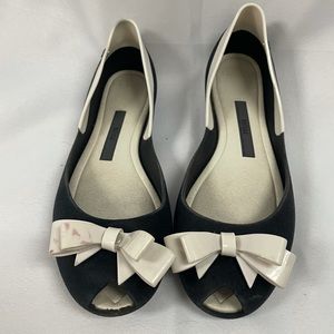 Melissa size 7 flat shoes